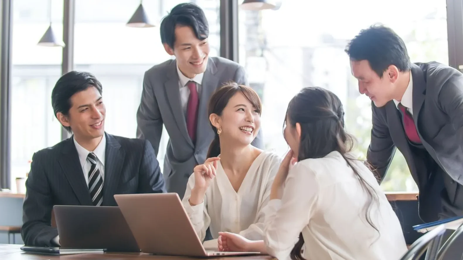 4.社内ヘルプデスクを設置する6つのメリット